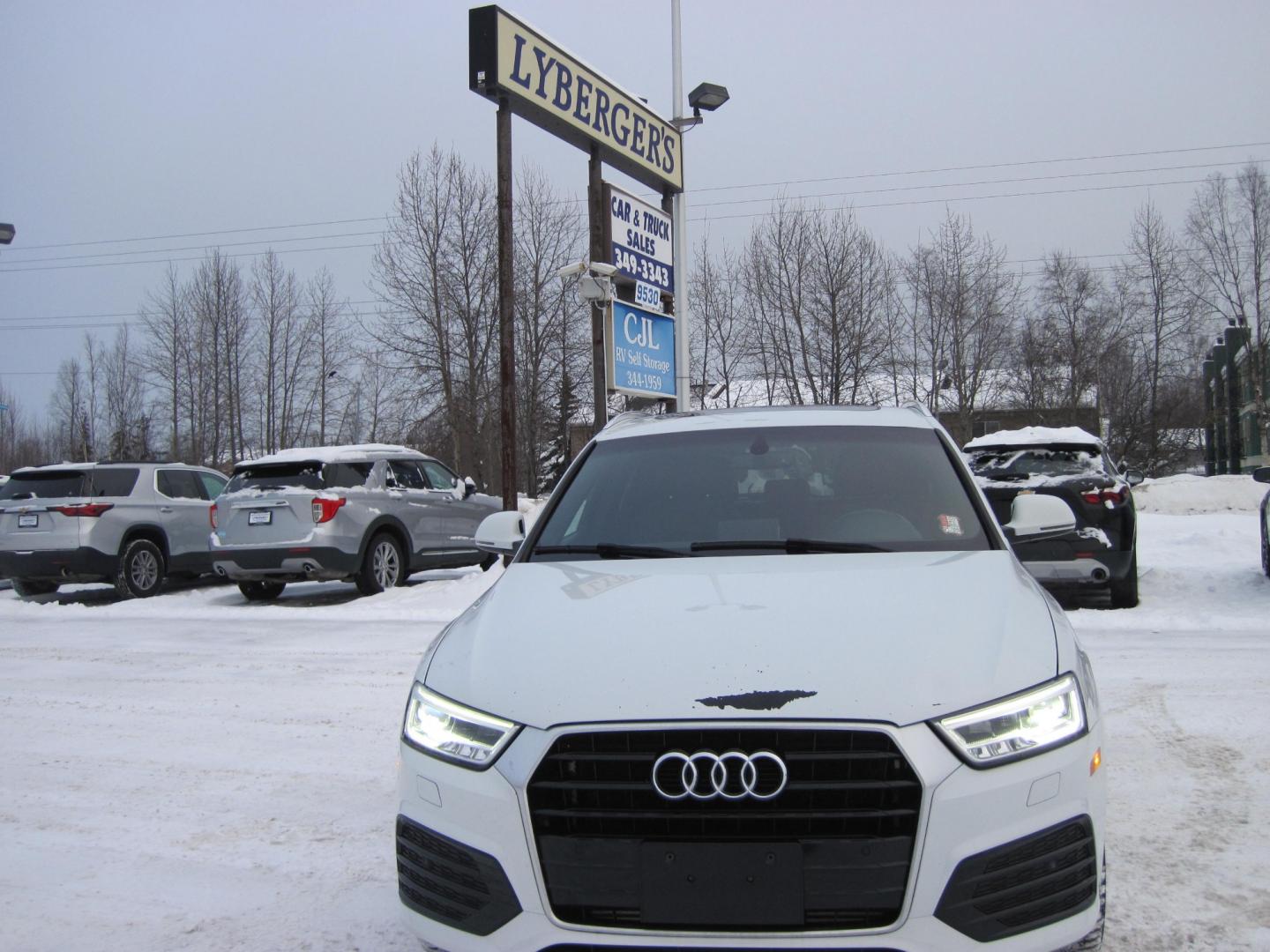 2018 white /black Audi Q3 sport premium plus (WA1HCCFS9JR) , located at 9530 Old Seward Highway, Anchorage, AK, 99515, (907) 349-3343, 61.134140, -149.865570 - Nice Audi Q3 front wheel drive come take a test drive - Photo#1